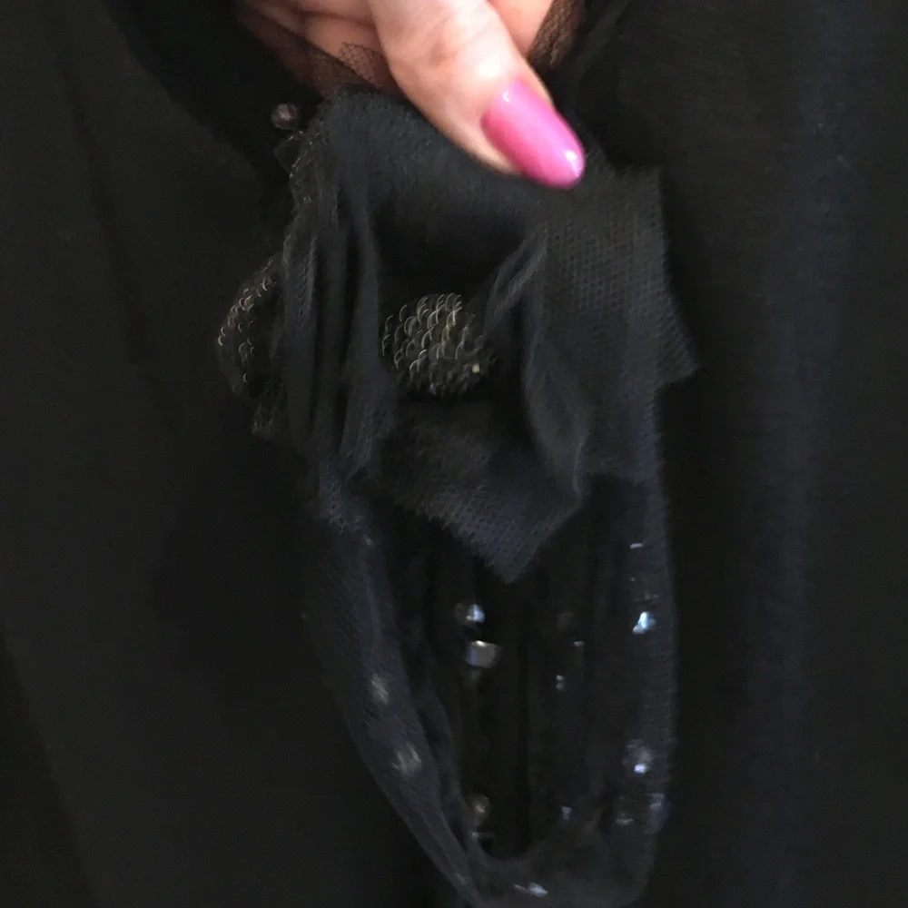 Elie Tahari Black Knit Top with Subtle Texture - Picture 4 of 7